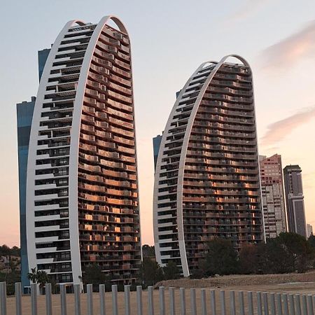 Romero Apartments-Sunset Waves-Бенидорм Экстерьер фото