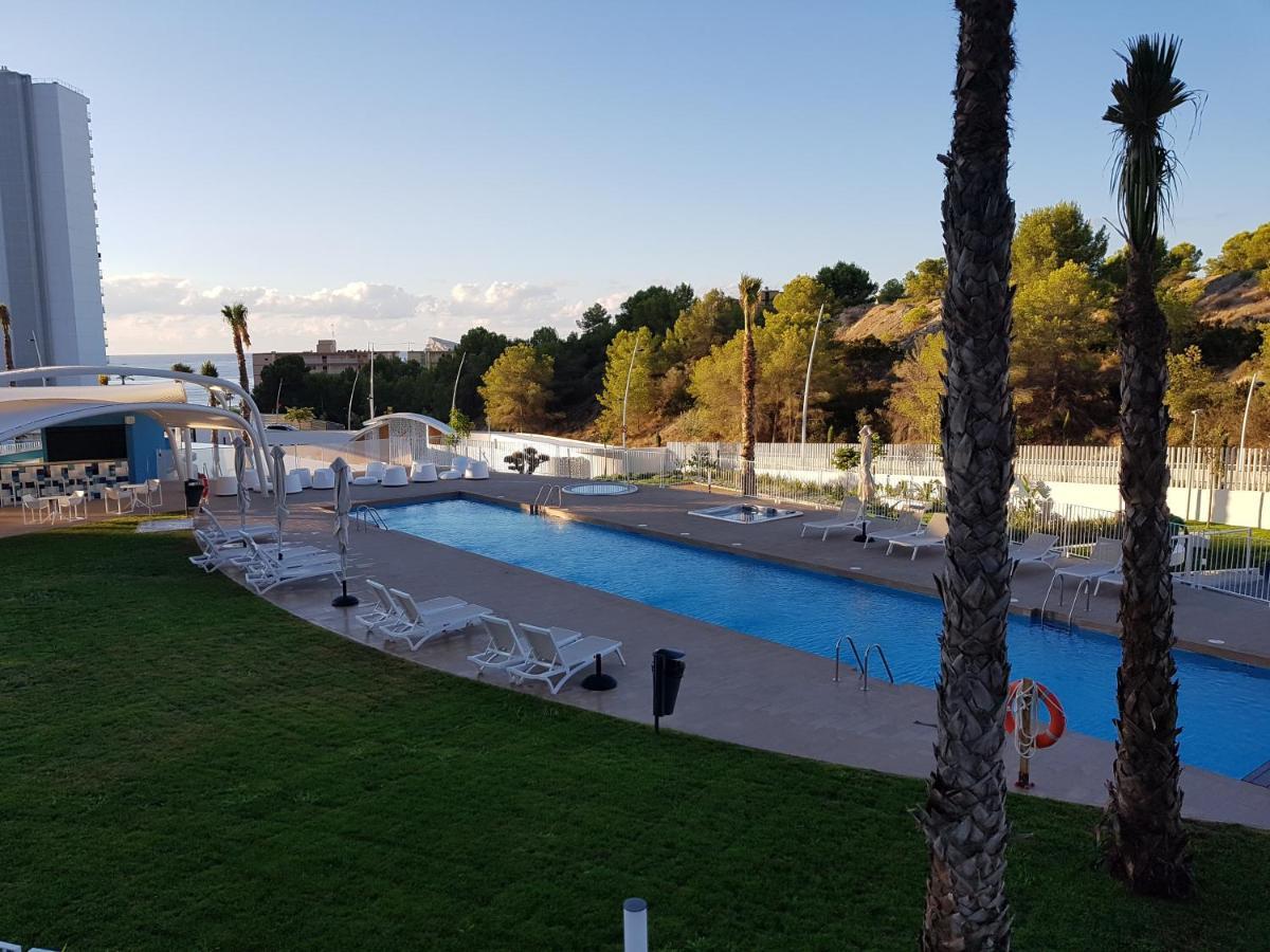 Romero Apartments-Sunset Waves-Бенидорм Экстерьер фото