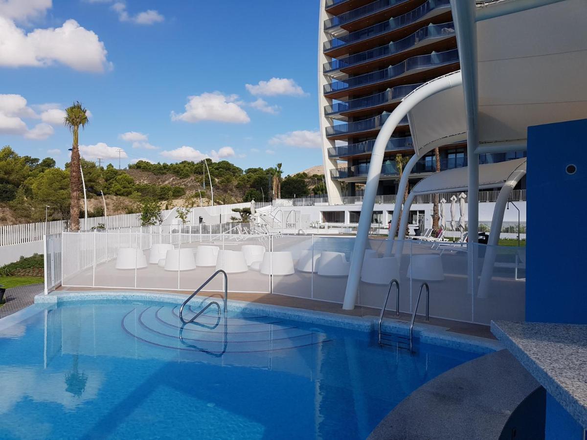 Romero Apartments-Sunset Waves-Бенидорм Экстерьер фото