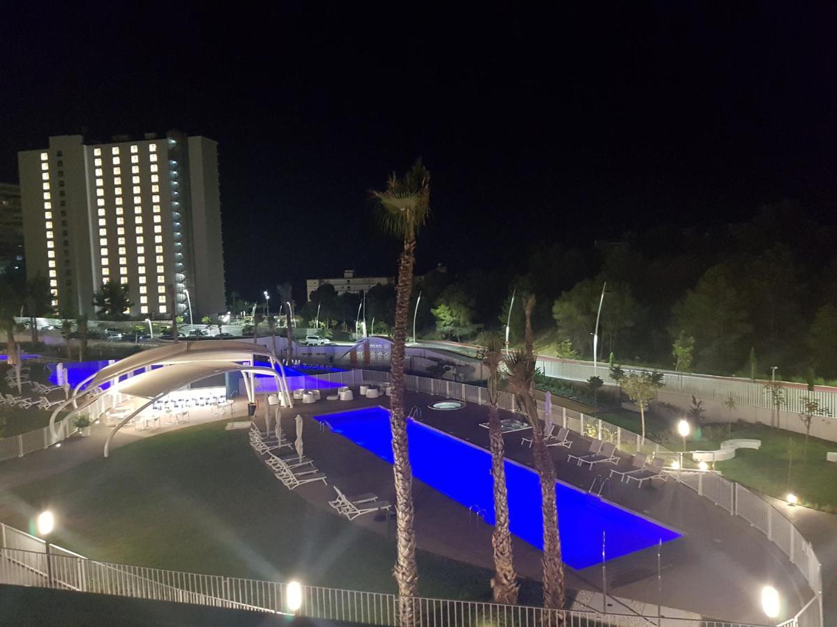 Romero Apartments-Sunset Waves-Бенидорм Экстерьер фото